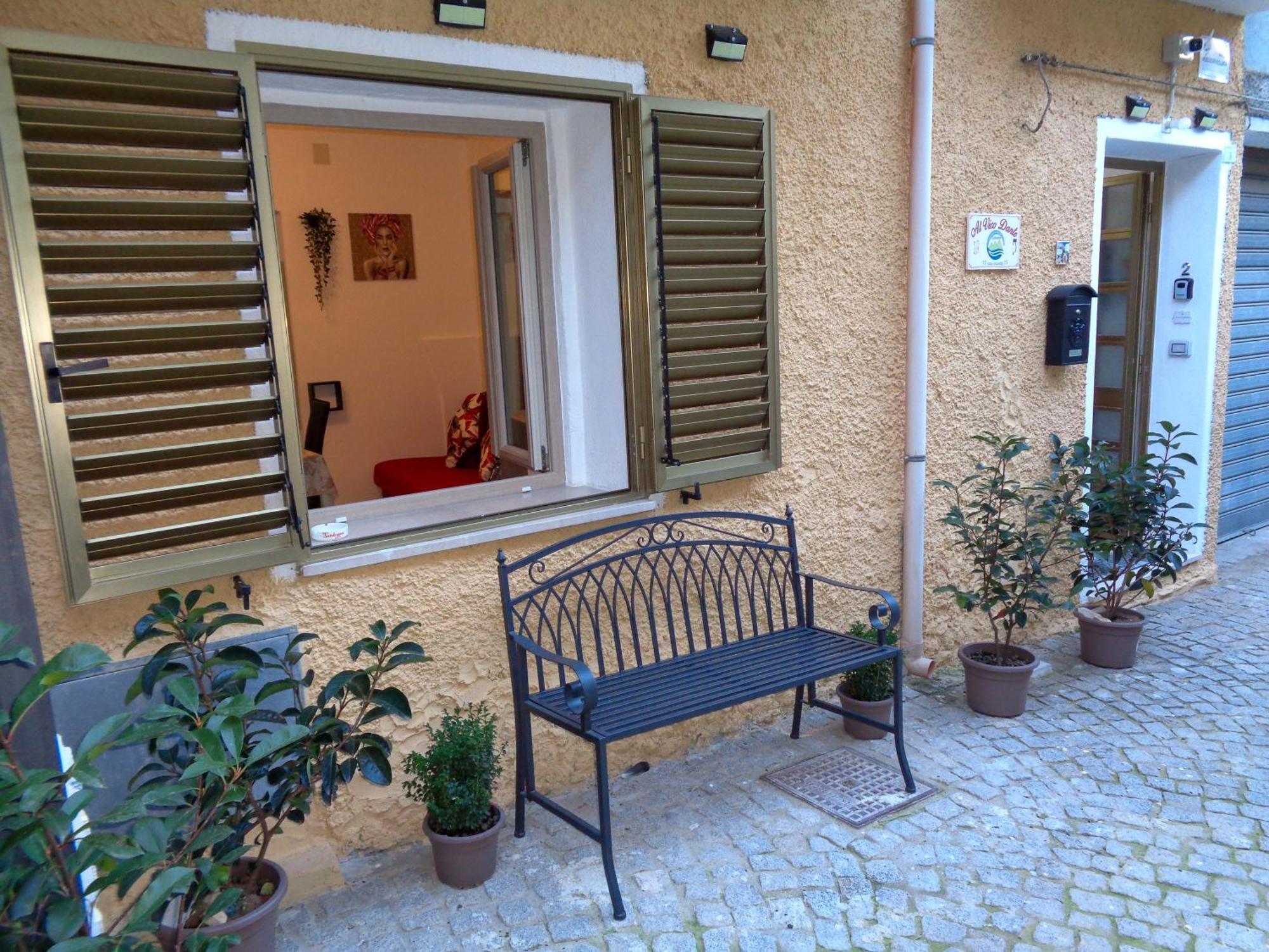 Apartament 'Al Vico Dante' Loceri Zewnętrze zdjęcie